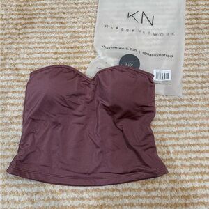 Klassy Network Sweetheart Crop Top size M
